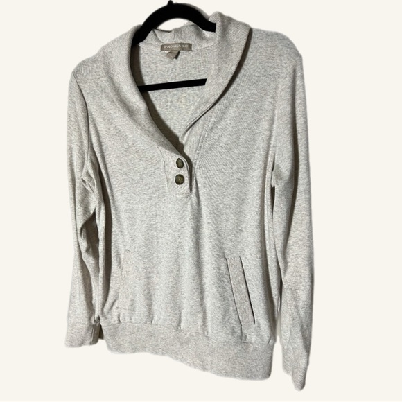 Banana Republic Gray Cowl Neck Sweater Soft Knit Cream size small - Picture 5 of 5